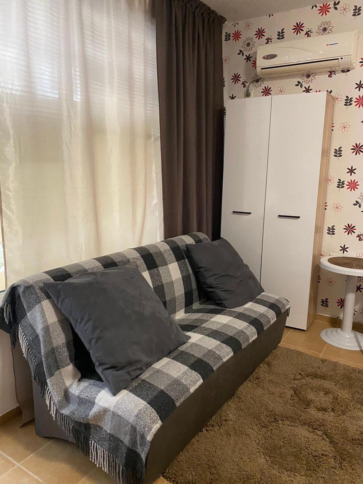 Flat near the sea Appartement Pomorie Buitenkant foto